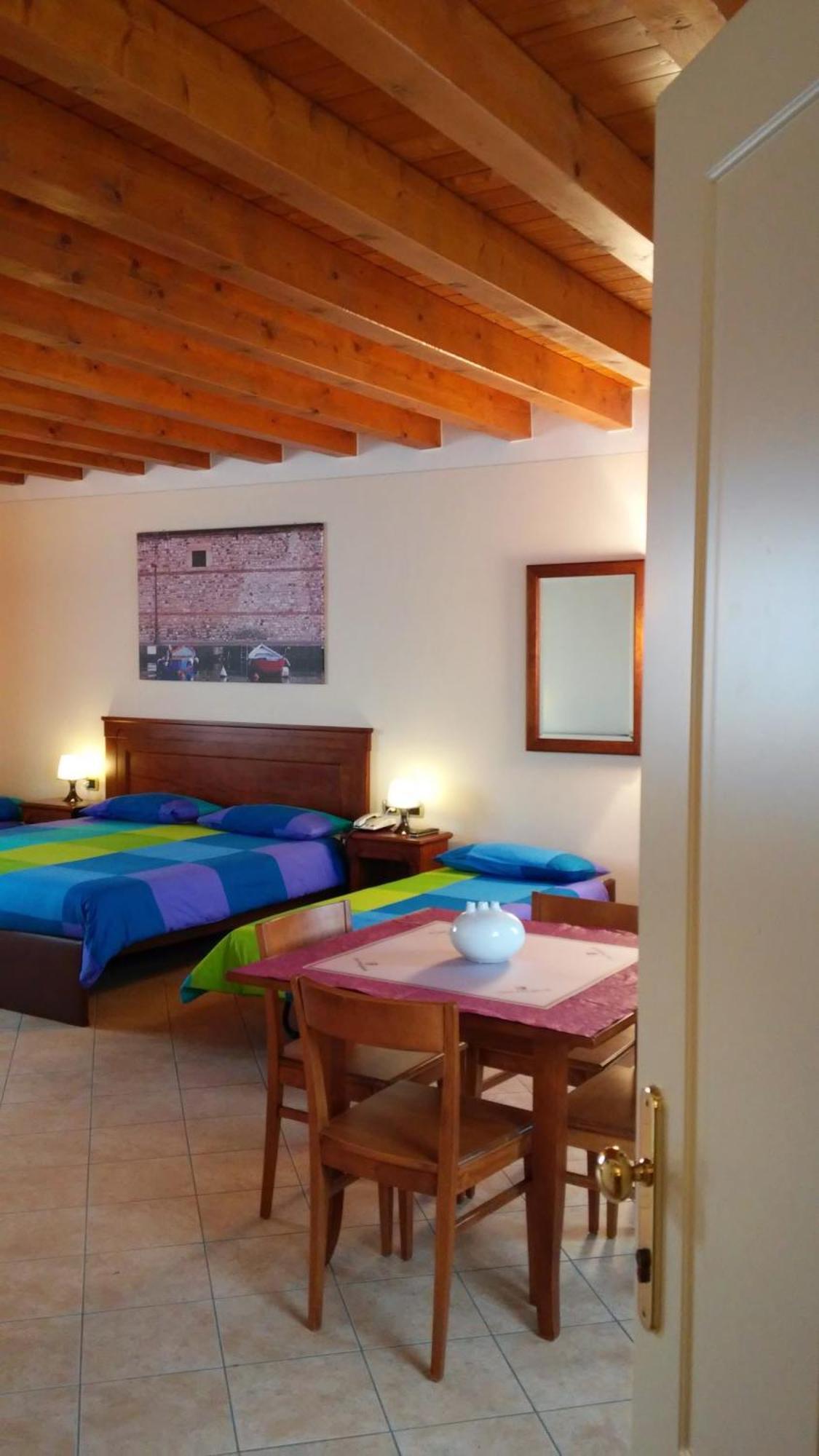 Relais Corte Pontigliardo Cola (Verona) Quarto foto