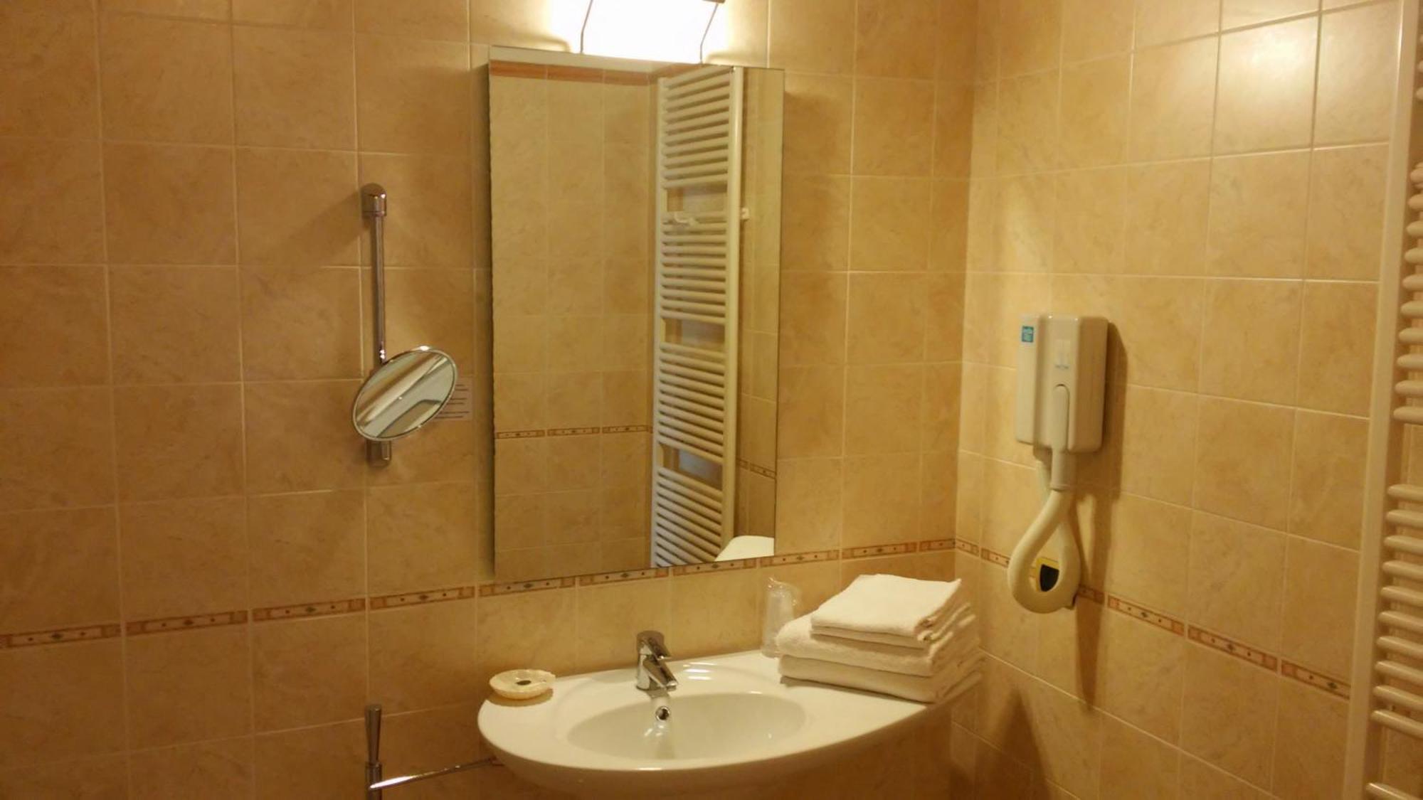 Relais Corte Pontigliardo Cola (Verona) Quarto foto